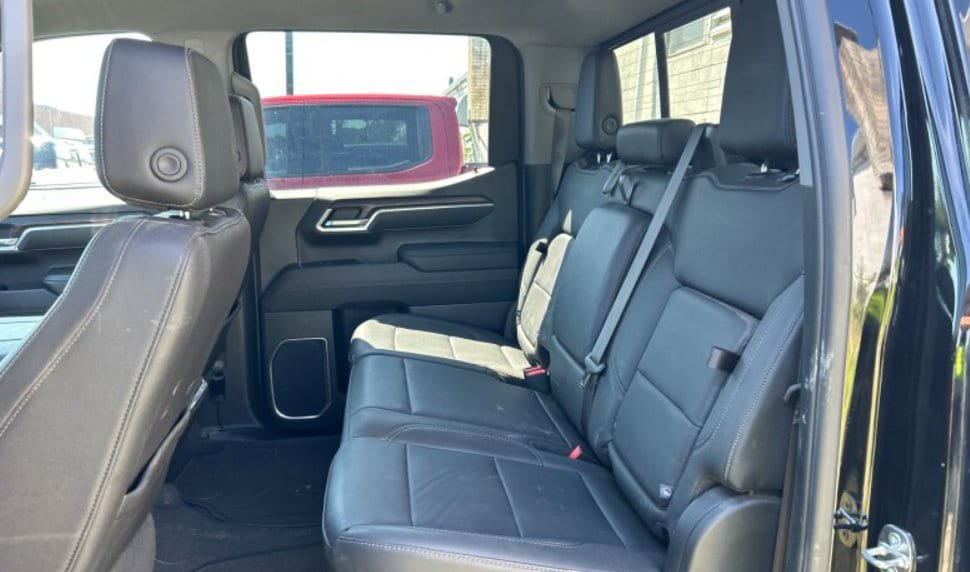 Used 2023 GMC Sierra 1500 SLT w/ SLT Convenience Package AWD/4WD image 6