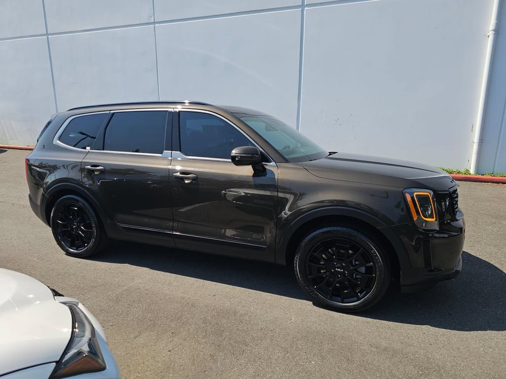 Used 2022 Kia Telluride SX w/ SX Prestige Package AWD/4WD image 8