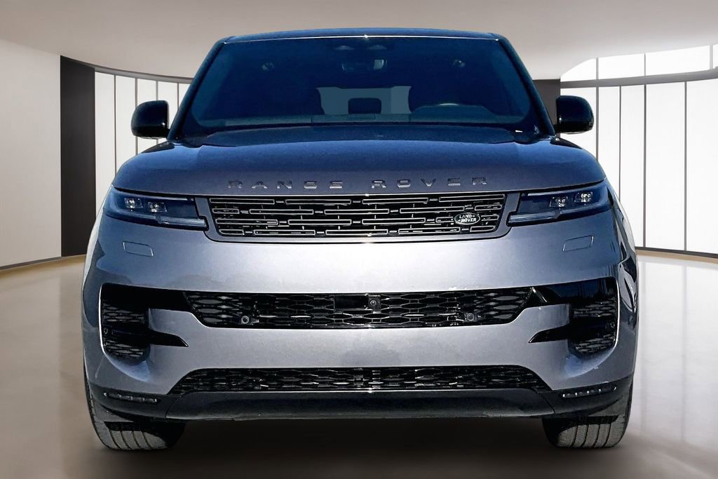 Used 2025 Land Rover Range Rover Sport SE AWD/4WD image 2