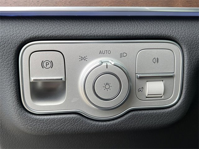Used 2025 Mercedes-Benz GLS 450 4MATIC image 22