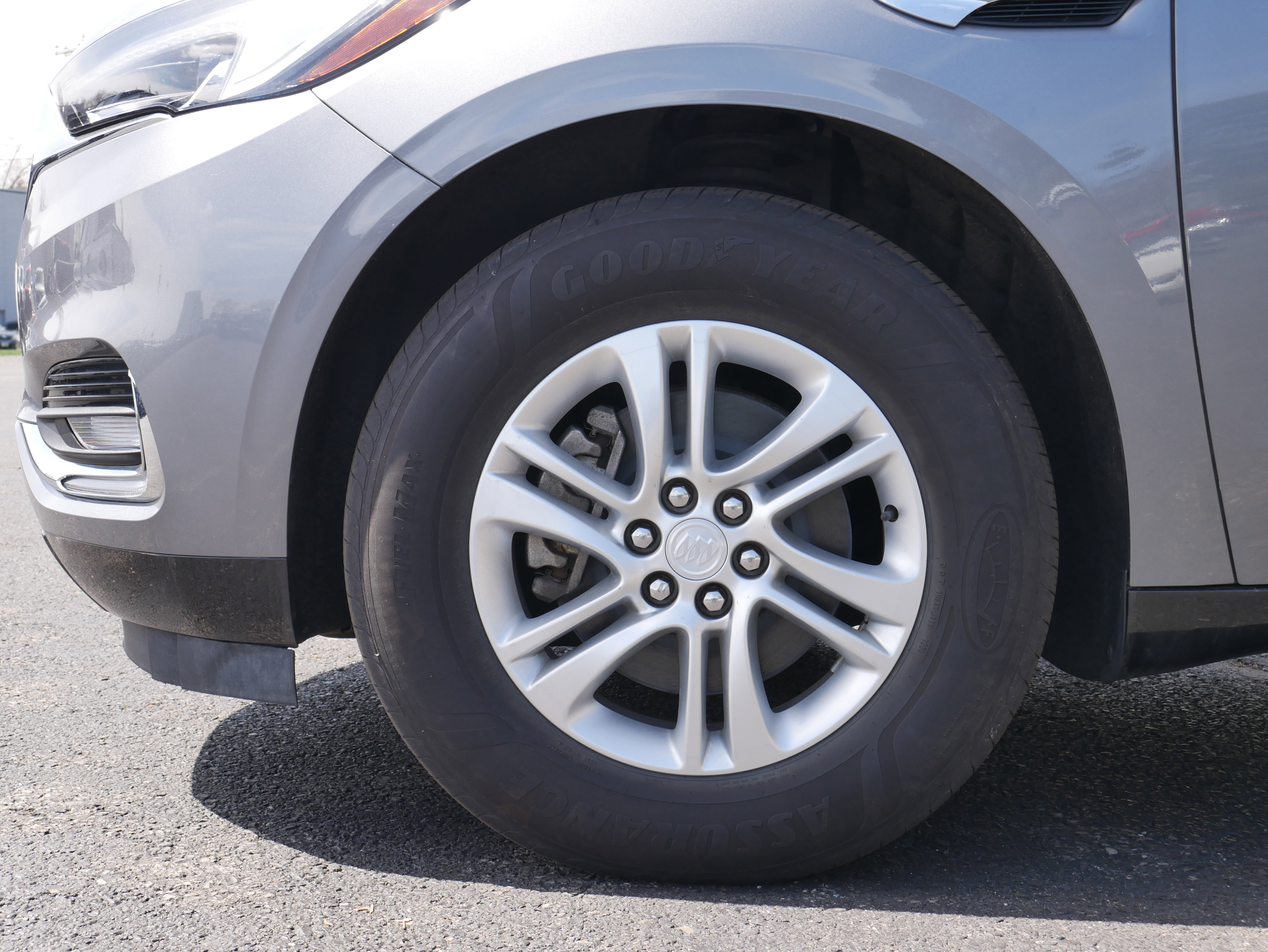 Used 2019 Buick Enclave Essence AWD/4WD image 13
