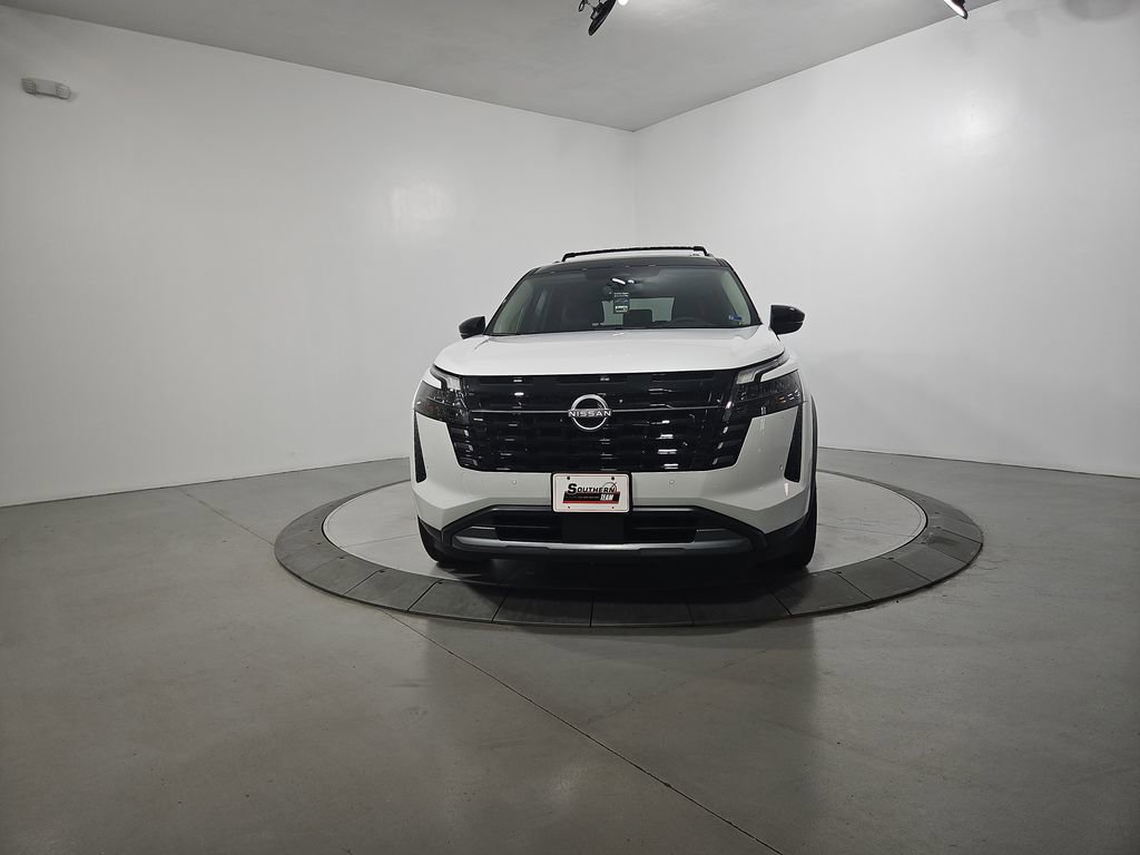 New 2026 Nissan Pathfinder Platinum w/ Cargo Package AWD/4WD image 8