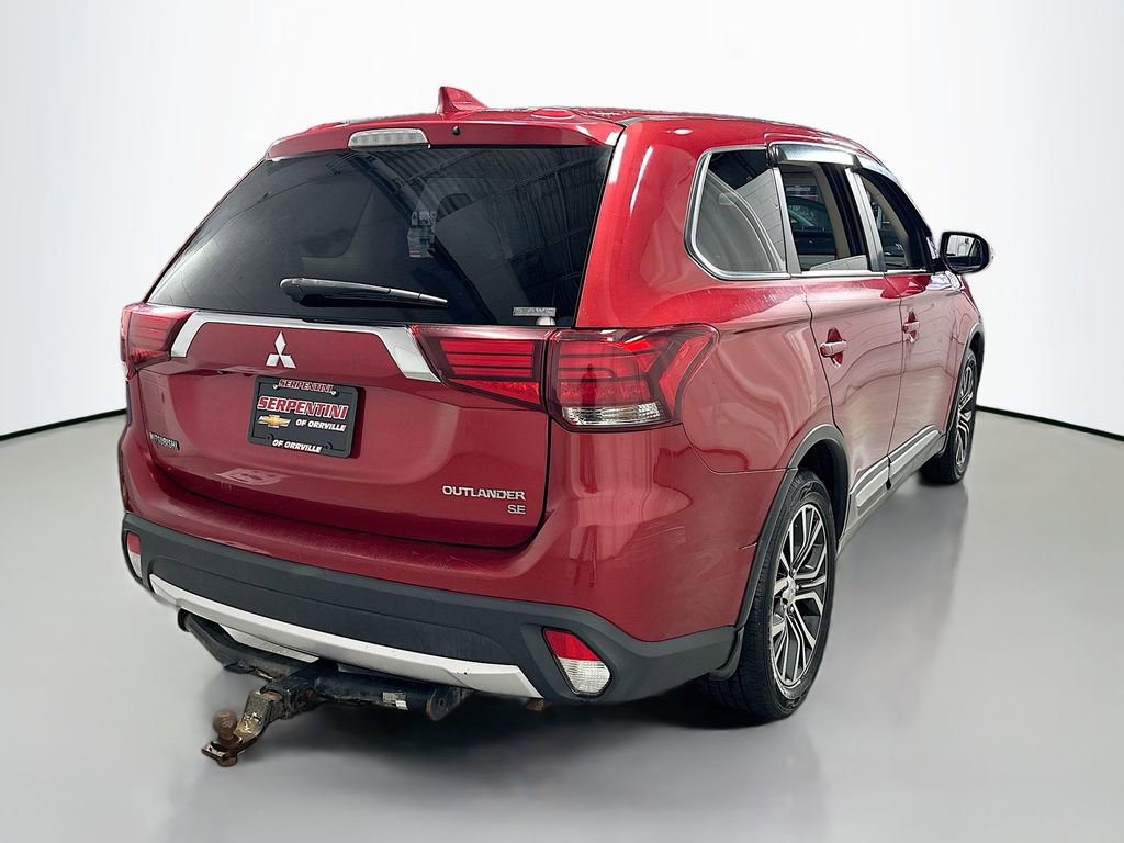 Used 2018 Mitsubishi Outlander SE image 8