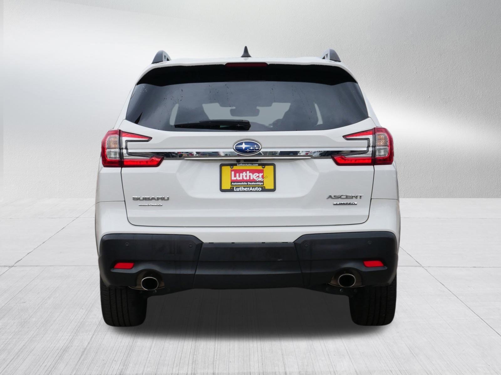 Used 2023 Subaru Ascent Limited image 6