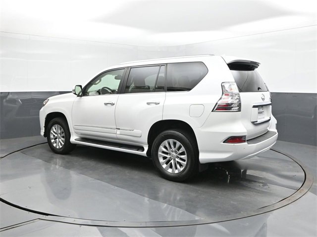 Used 2017 Lexus GX 460 image 5