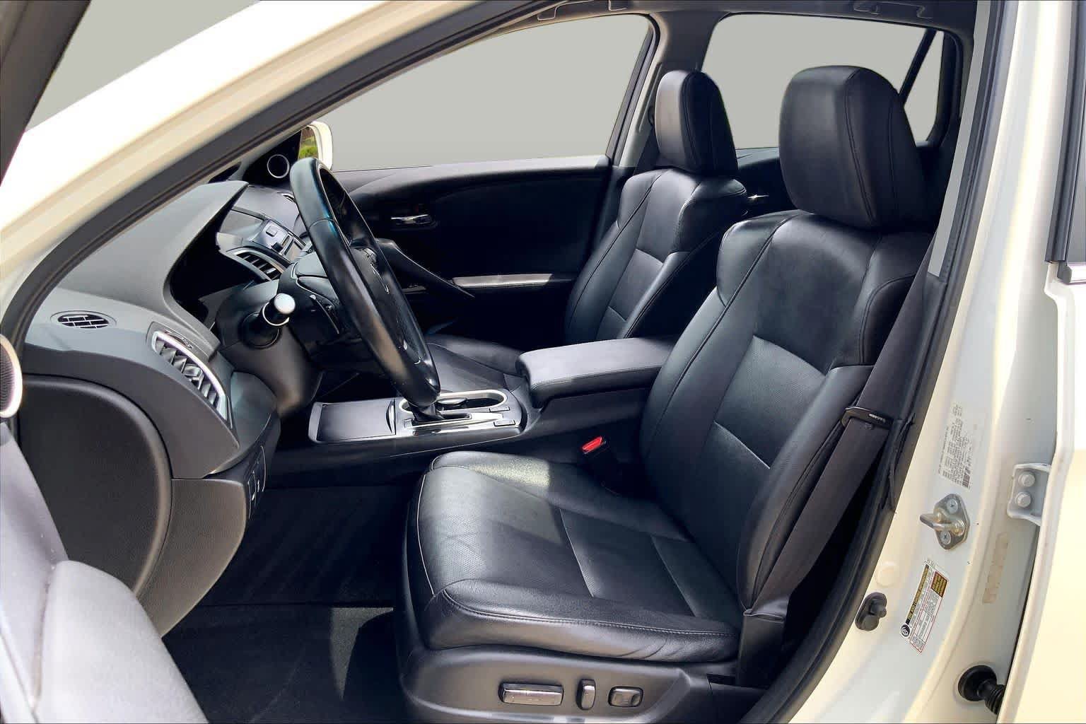 Used 2017 Acura RDX w/ Tech & AcuraWatch Plus Pack FWD image 8
