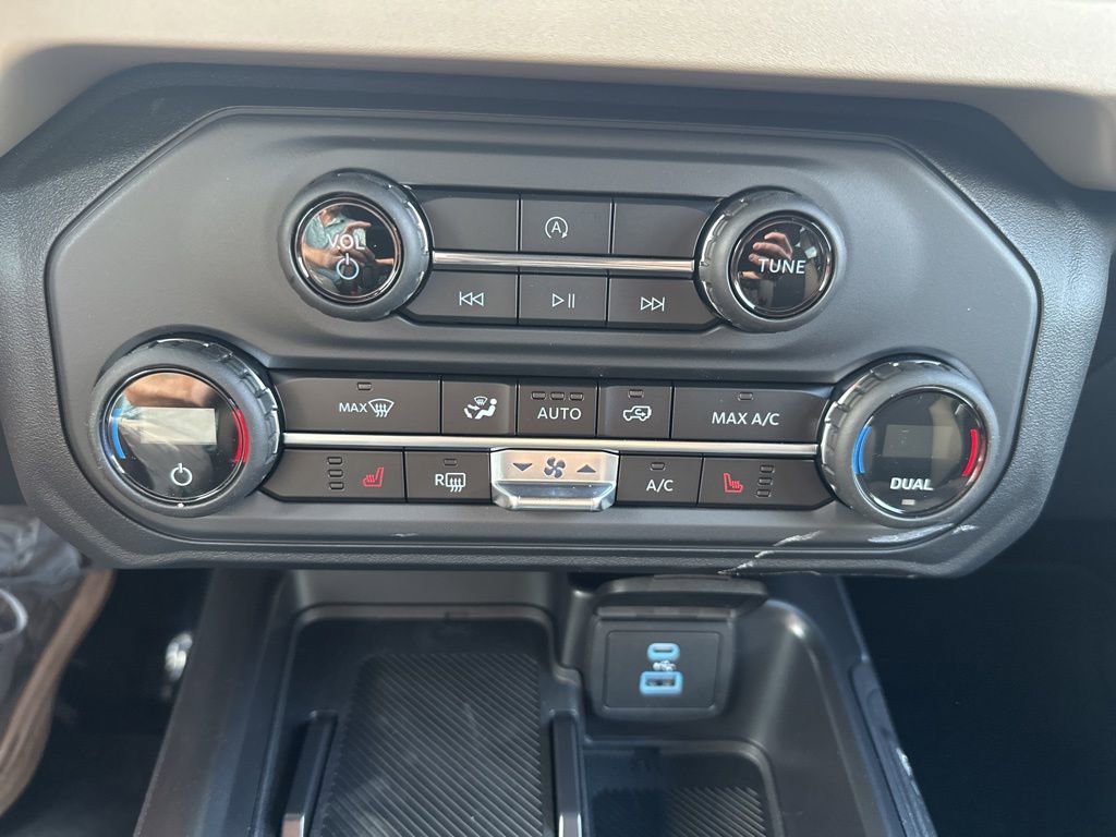 New 2025 Ford Bronco Big Bend AWD/4WD image 27