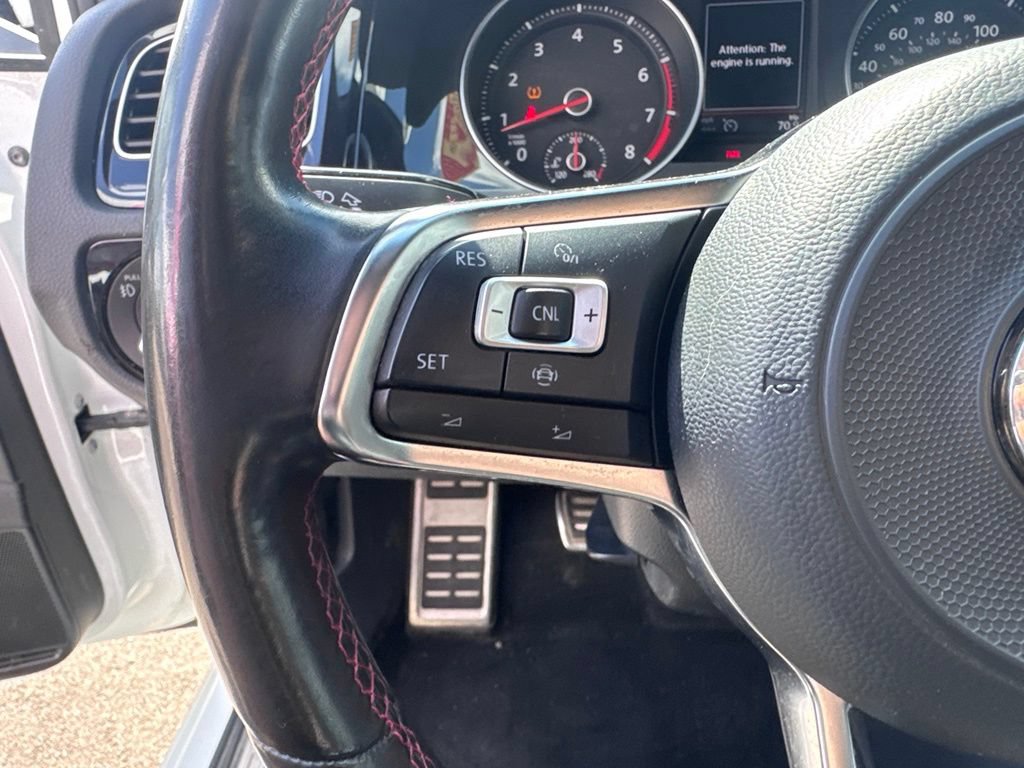 Used 2019 Volkswagen GTI SE FWD image 17