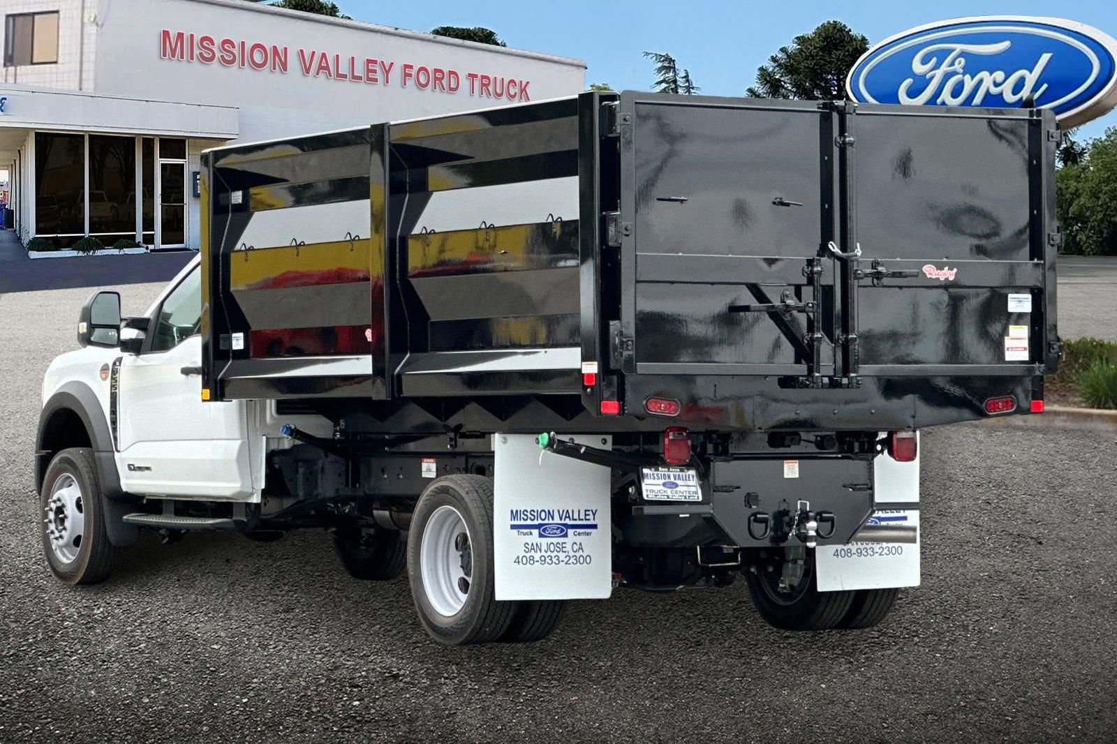 New 2025 Ford F550 2WD Regular Cab Super Duty image 6