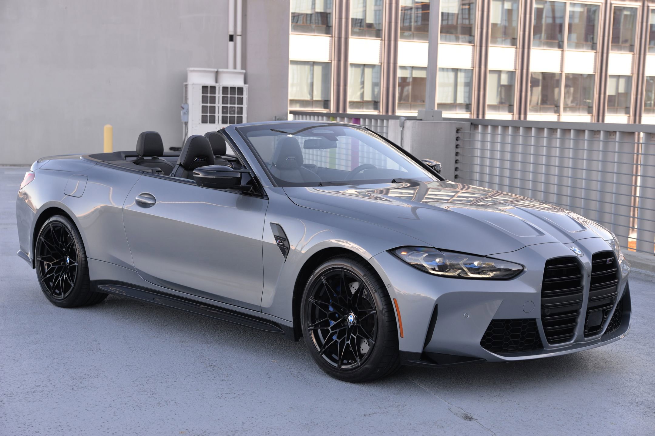 Used 2022 BMW M4 xDrive Competition image 7