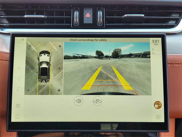 Used 2026 Jaguar F-PACE R-Dynamic S image 14