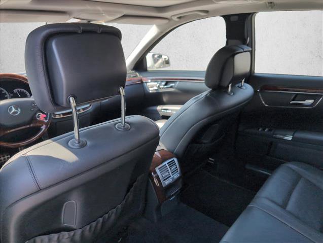 Used 2010 Mercedes-Benz S 550 image 16