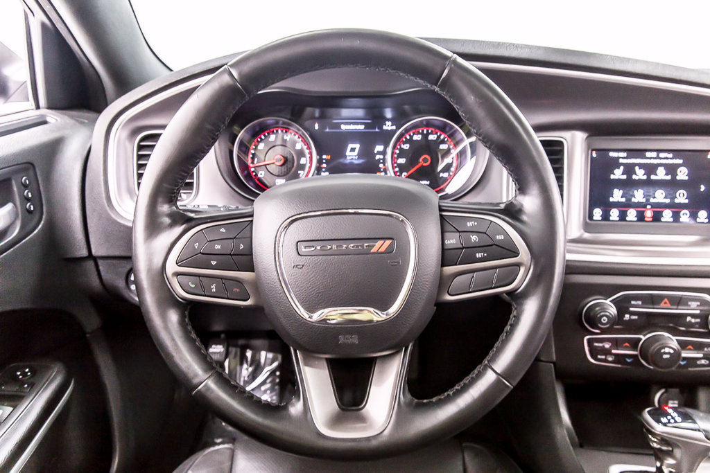 Used 2022 Dodge Charger SXT w/ Leather Interior Group RWD image 21