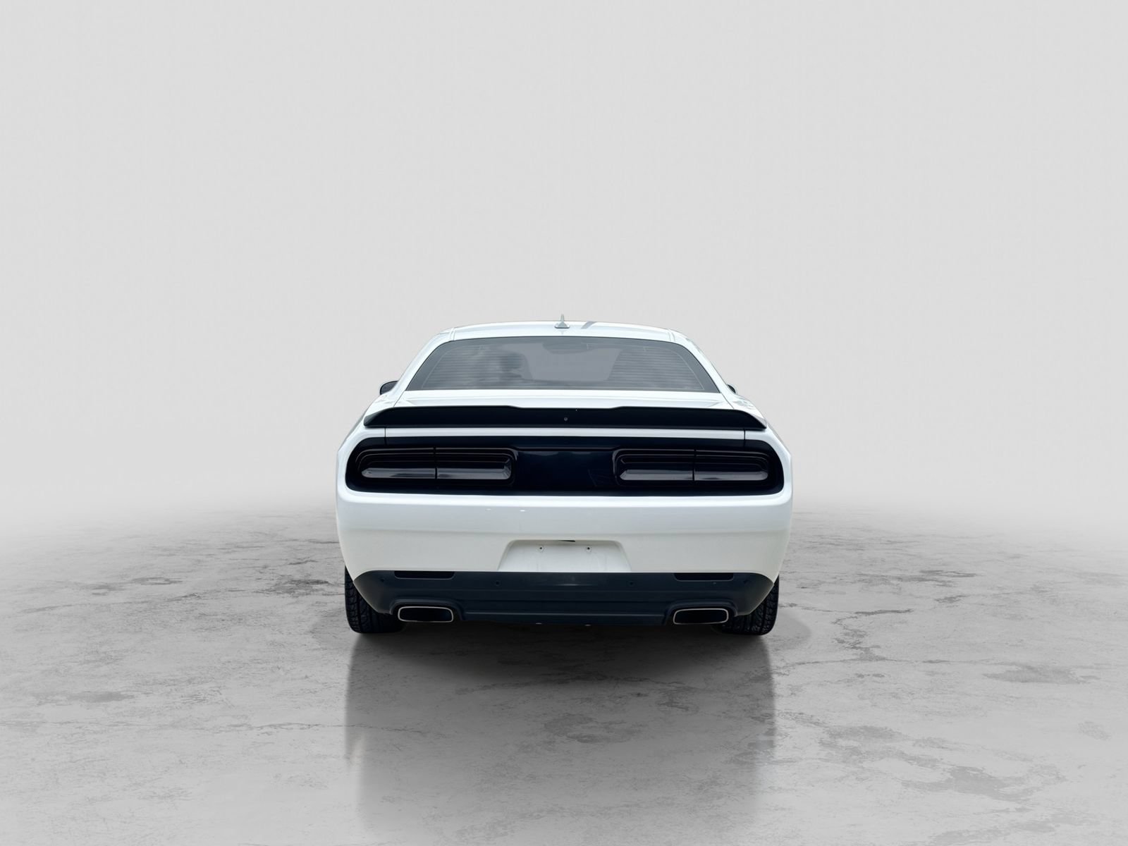Used 2019 Dodge Challenger R/T w/ Driver Convenience Group RWD image 7