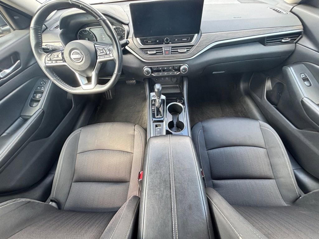 Used 2024 Nissan Altima 2.5 SV w/ SV Premium Package AWD/4WD image 17