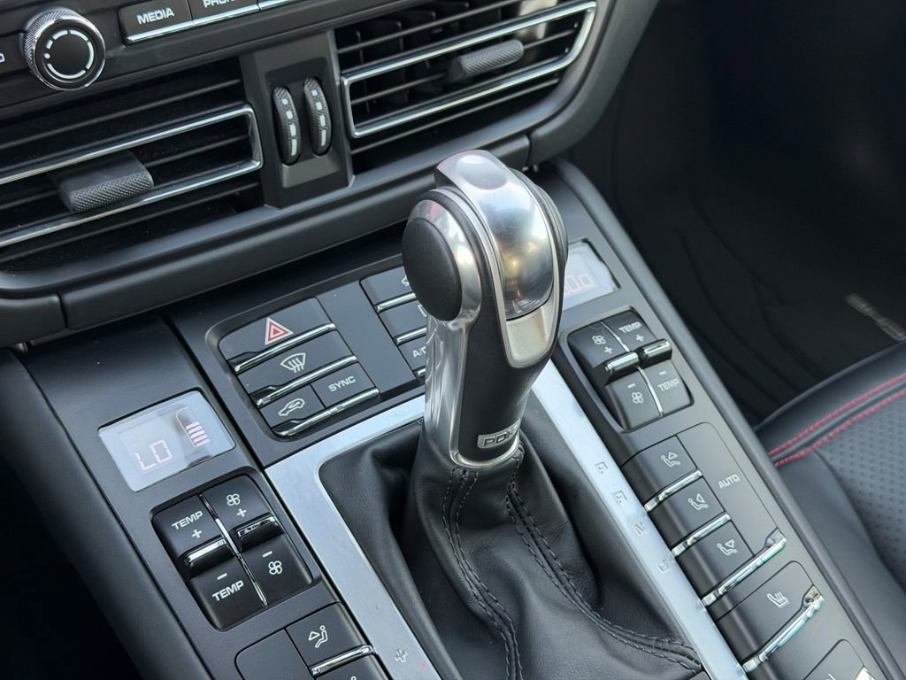 Used 2021 Porsche Macan GTS image 35