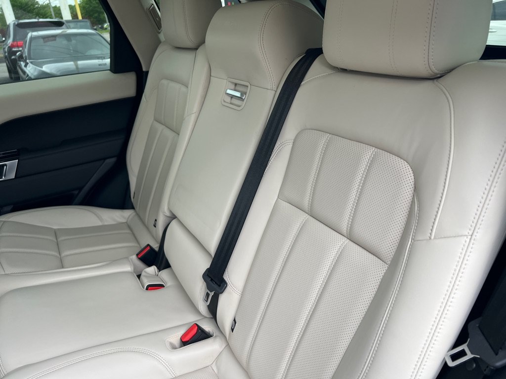 Used 2019 Land Rover Range Rover Sport HSE AWD/4WD image 23