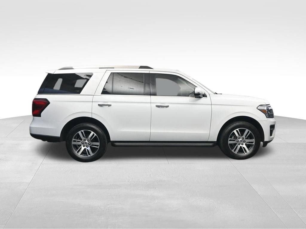 Used 2024 Ford Expedition Limited AWD/4WD image 6