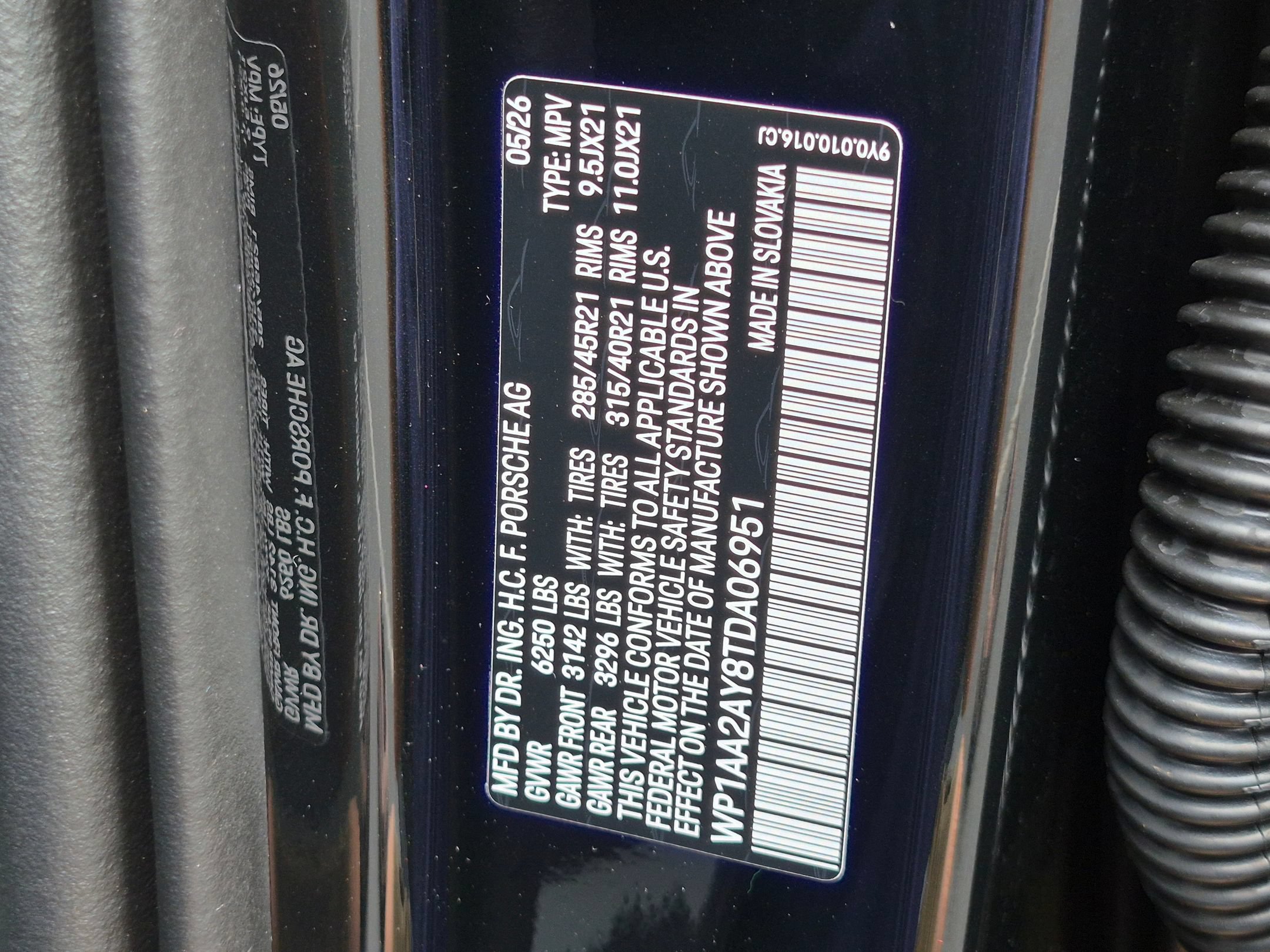 New 2026 Porsche Cayenne AWD/4WD image 38