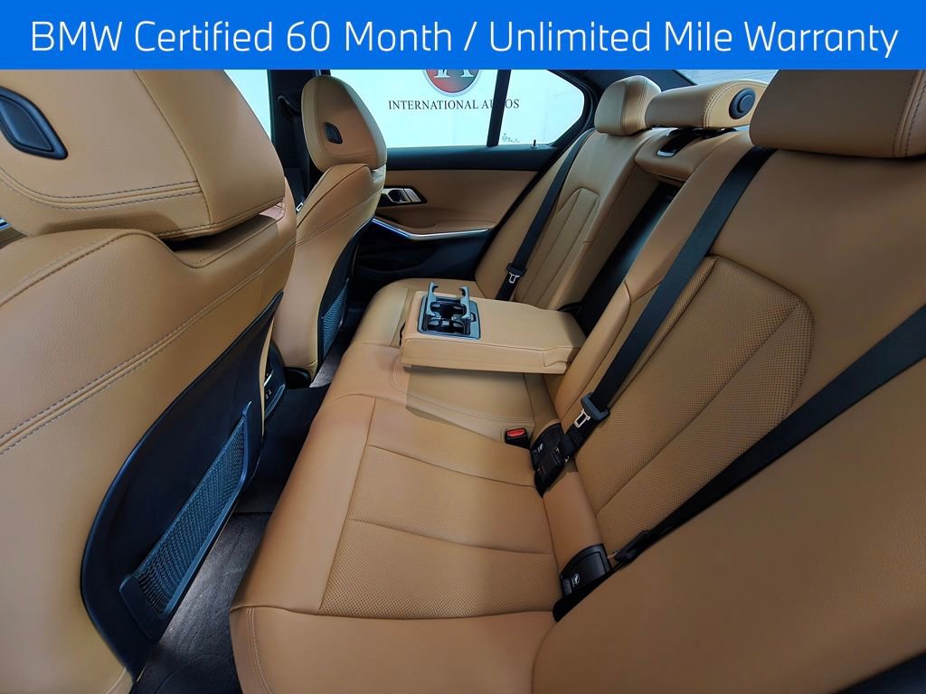 Certified 2023 BMW 330i xDrive Sedan w/ Premium Package AWD/4WD image 17