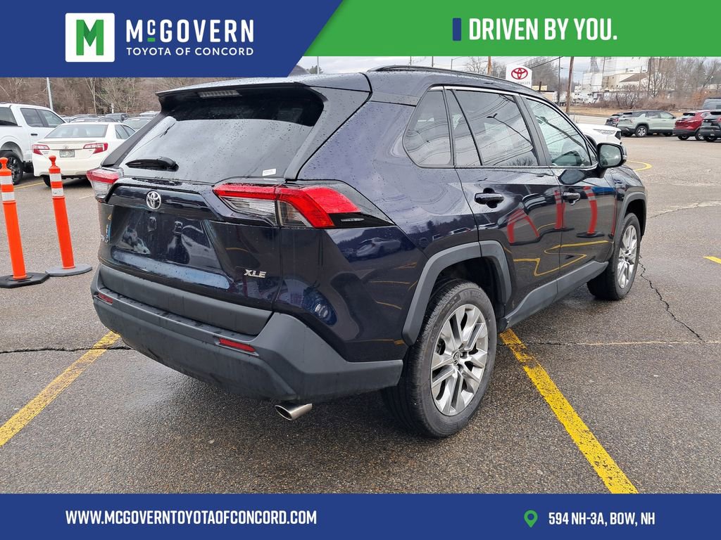 Used 2025 Toyota RAV4 XLE Premium image 3