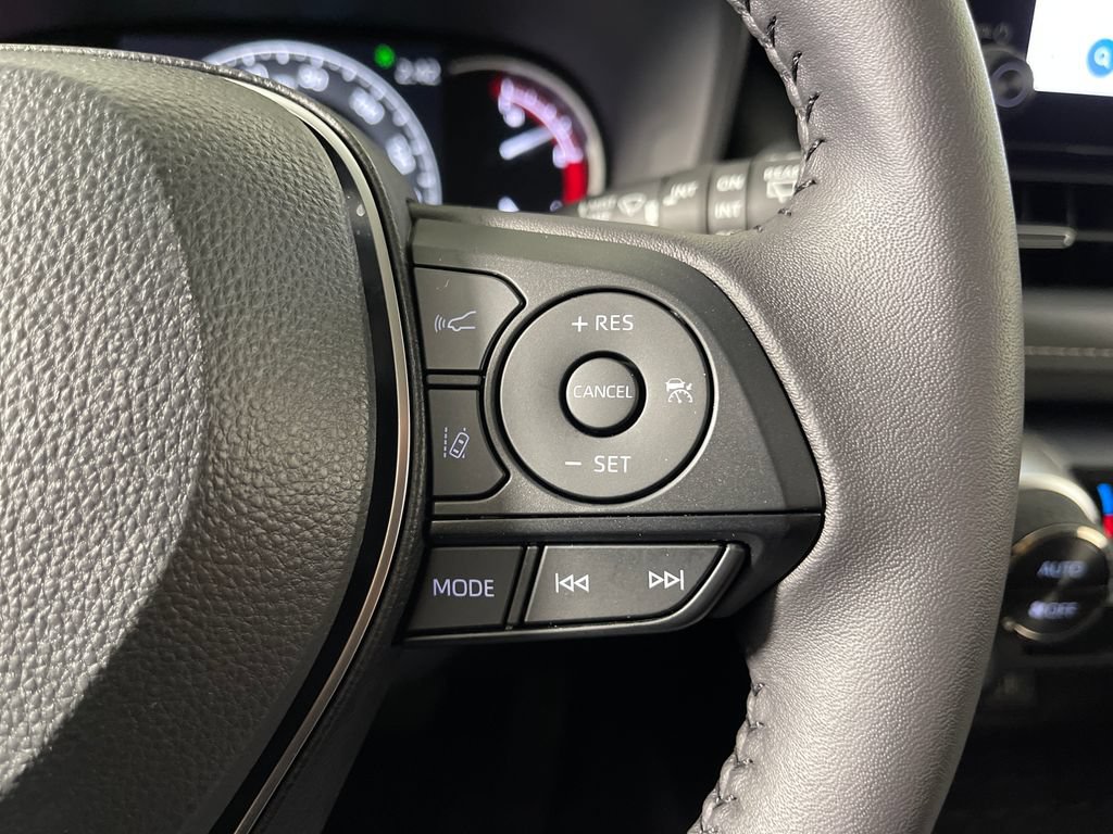 Certified 2025 Toyota RAV4 XLE Premium FWD image 27