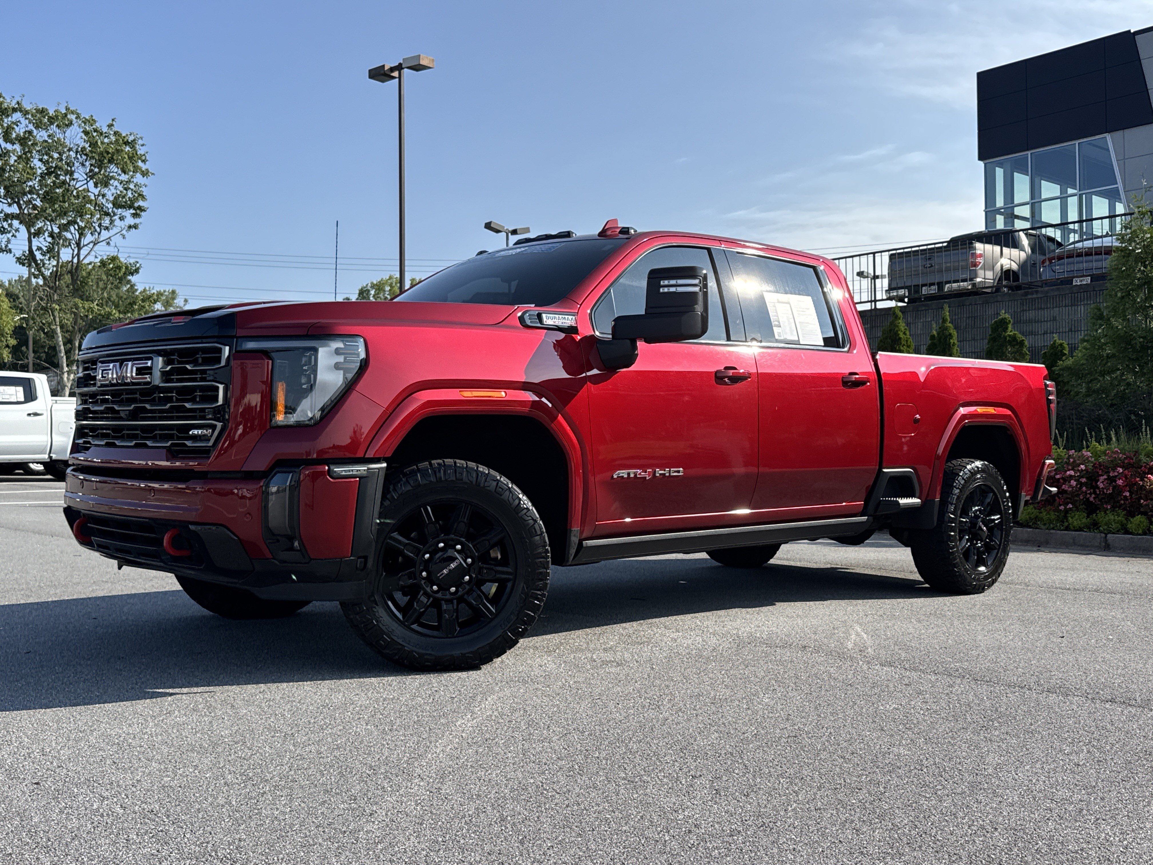 Used 2024 GMC Sierra 2500 AT4 w/ AT4 Premium Plus Package AWD/4WD image 5