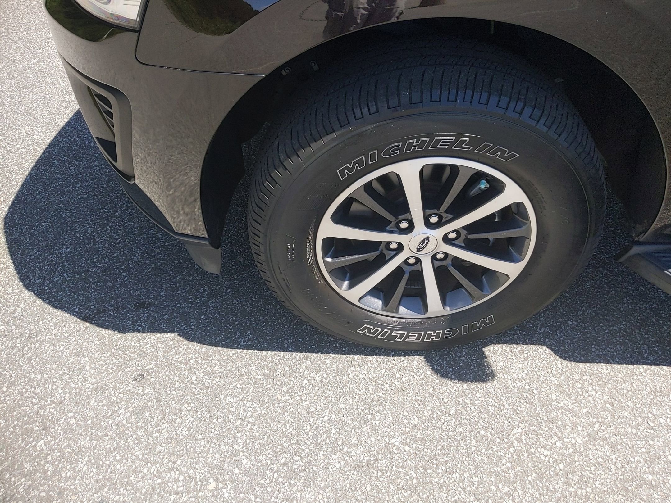 Used 2021 Ford Expedition XLT image 11