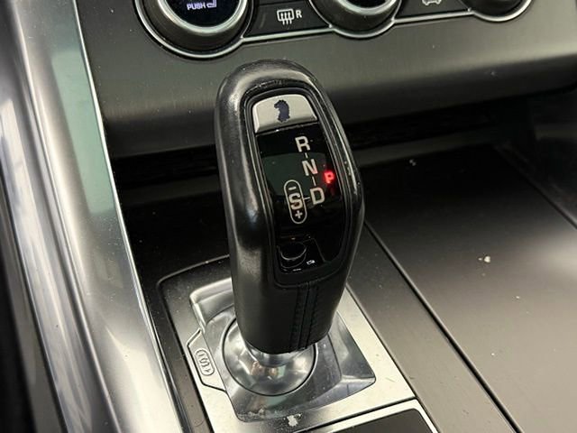 Used 2016 Land Rover Range Rover Sport SE image 36