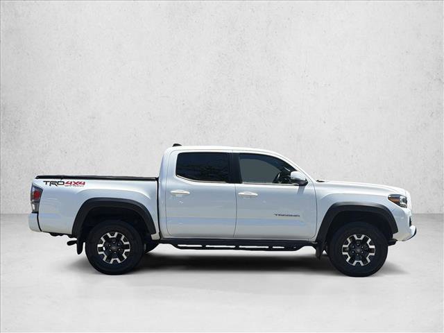 Used 2020 Toyota Tacoma TRD Off-Road w/ TRD Premium Off Road Package AWD/4WD image 4