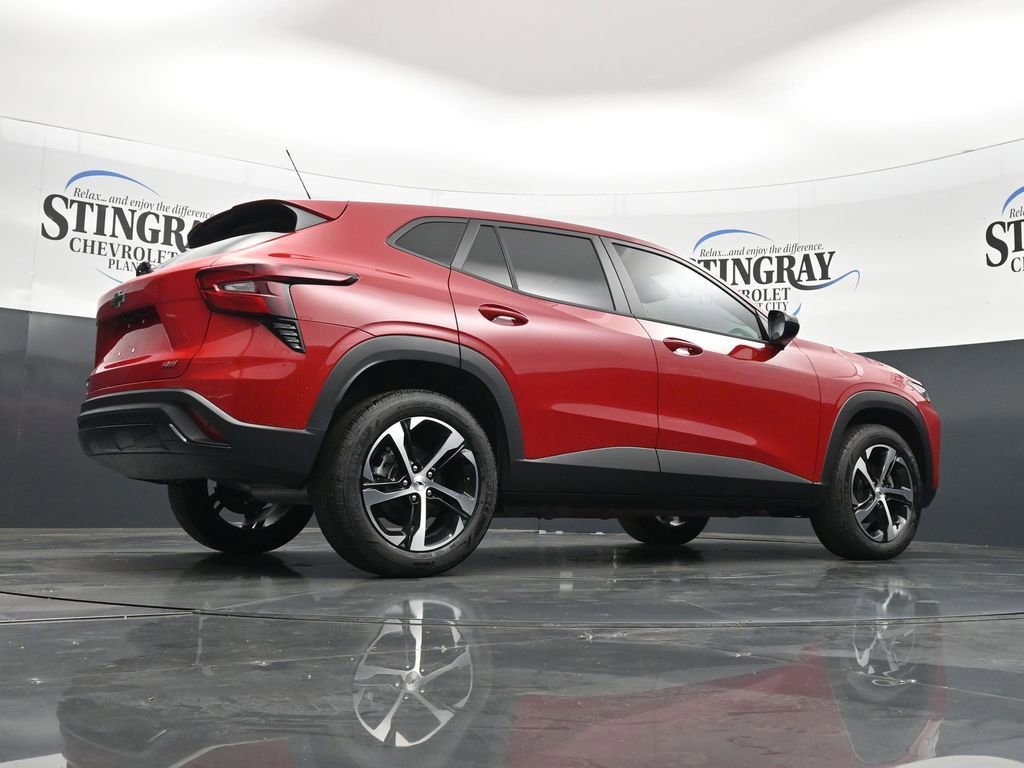 Used 2026 Chevrolet Trax RS image 23