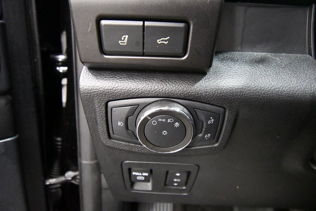 Used 2020 Ford Expedition Max Limited image 17