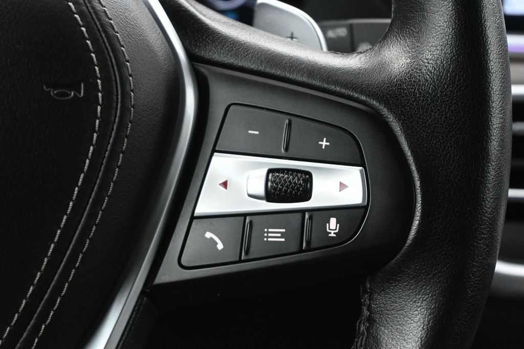 Used 2022 BMW X5 xDrive45e w/ Climate Comfort Package AWD/4WD image 8
