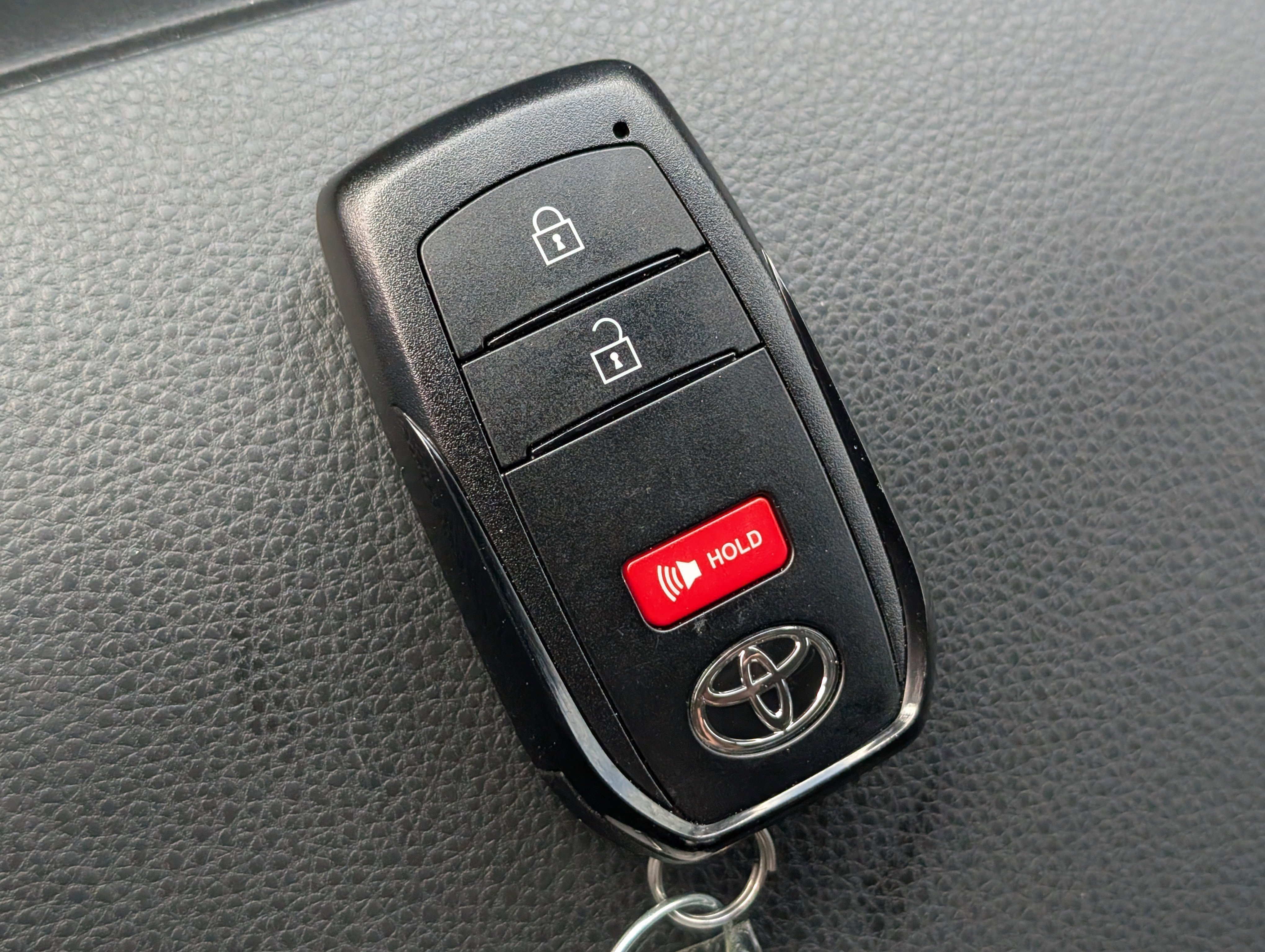 Used 2025 Toyota Tacoma SR5 RWD image 31