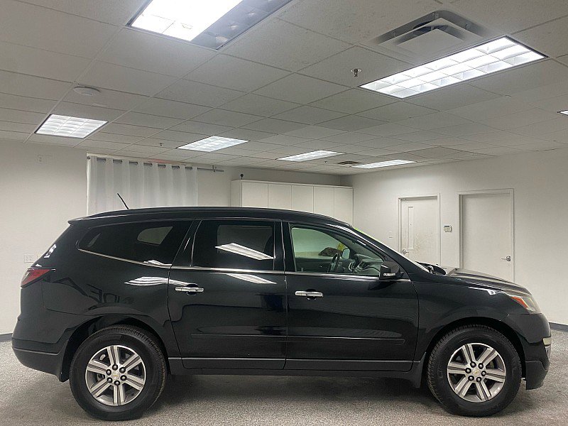 Used 2015 Chevrolet Traverse LT image 4