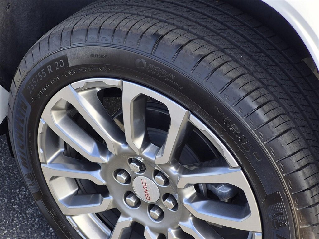 Certified 2023 GMC Acadia Denali w/ Denali Technology Package image 7