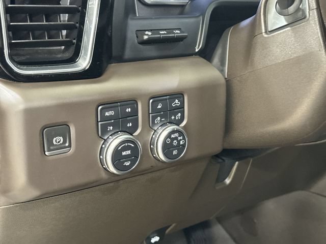 Used 2024 GMC Sierra 2500 Denali w/ Denali Reserve Package AWD/4WD image 36