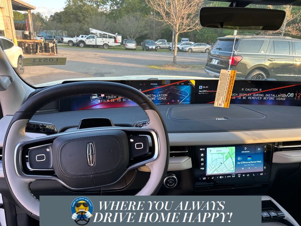 New 2026 Lincoln Navigator Premiere image 12