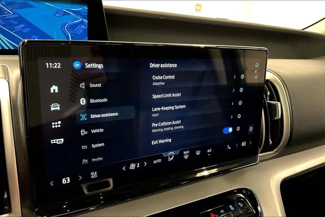 Used 2025 Ford Expedition Active image 40