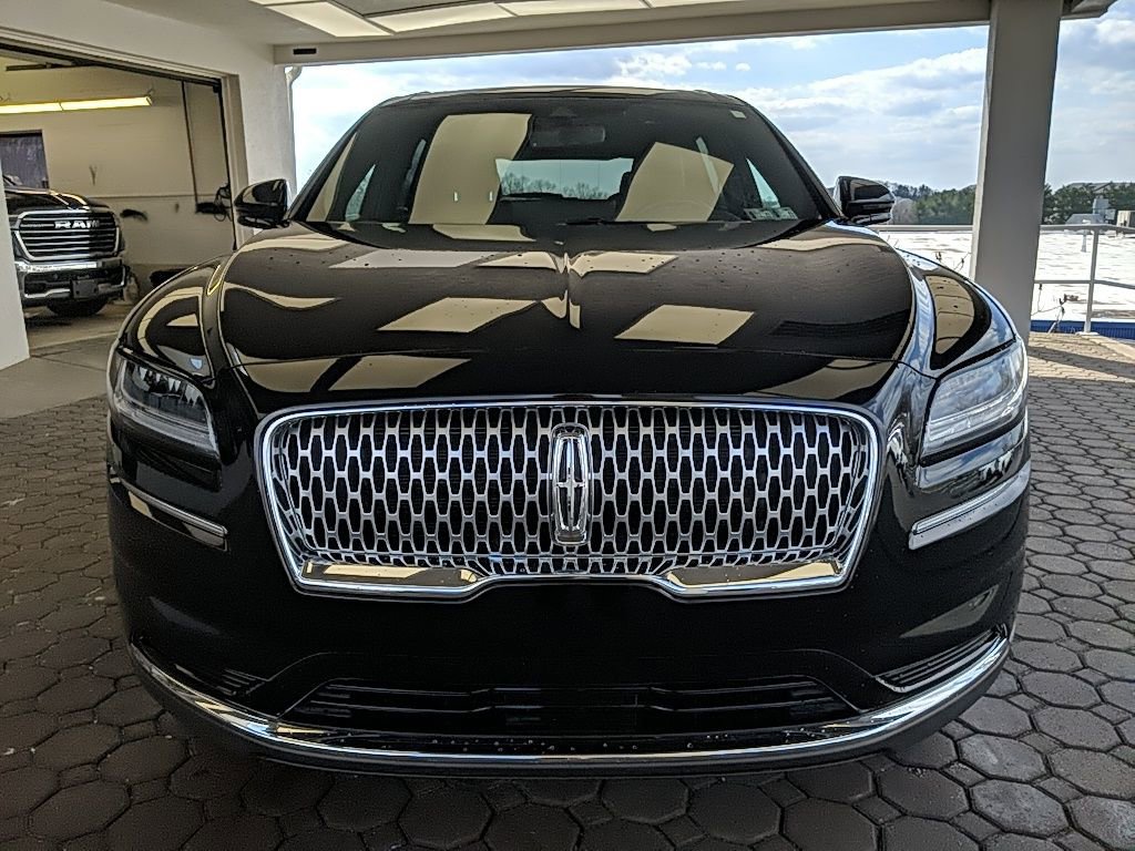 Certified 2023 Lincoln Nautilus Reserve image 32