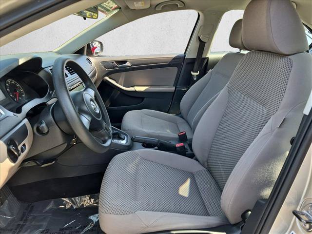 Used 2013 Volkswagen Jetta S FWD image 14