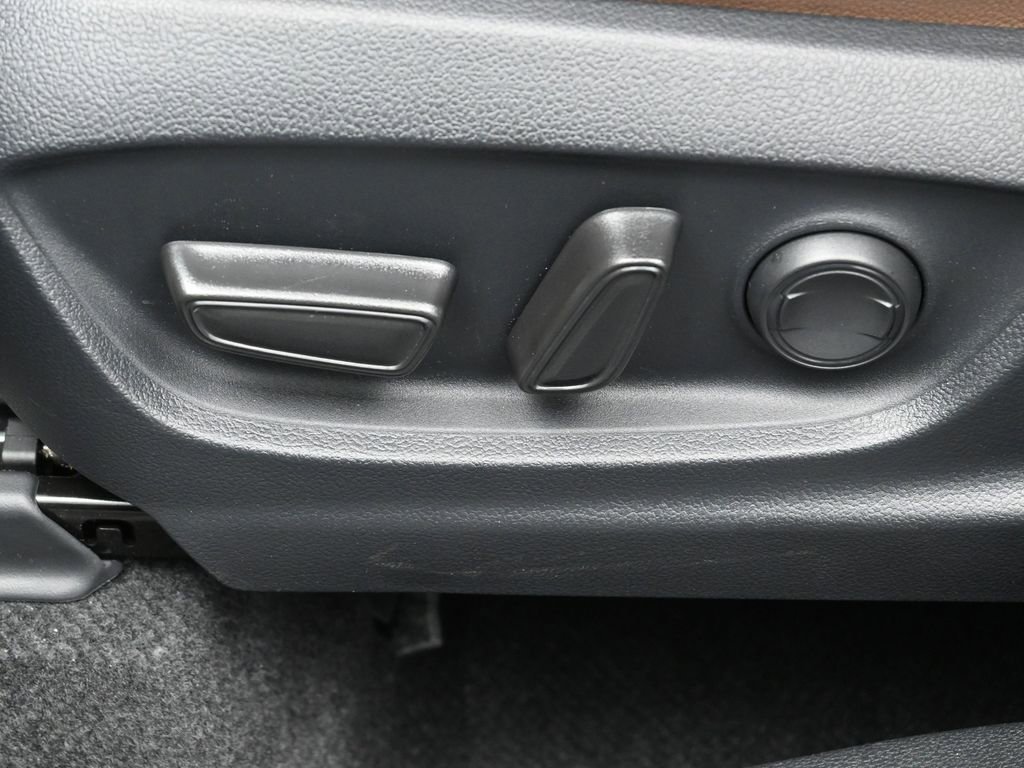 Certified 2026 Toyota Corolla Cross XLE w/ Convenience Package FWD image 12