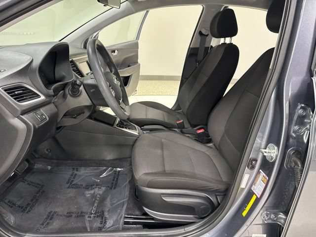 Used 2020 Hyundai Accent SE FWD image 11