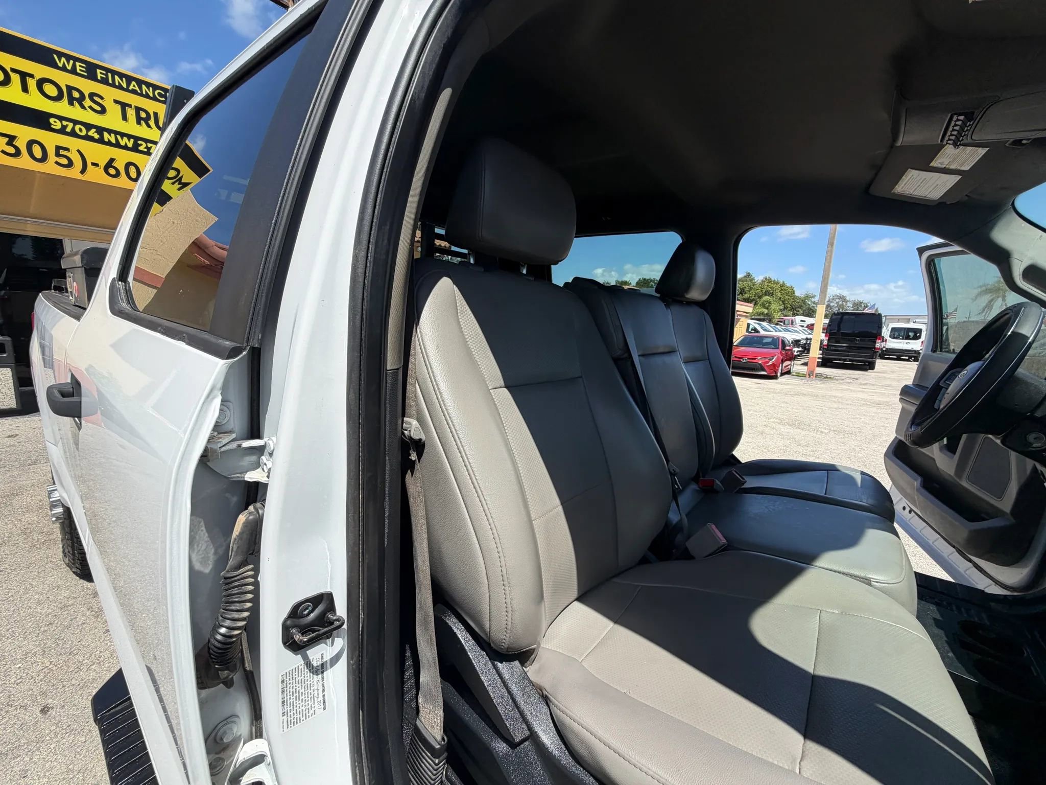 Used 2017 Ford F350 XL w/ Power Equipment Group AWD/4WD image 22