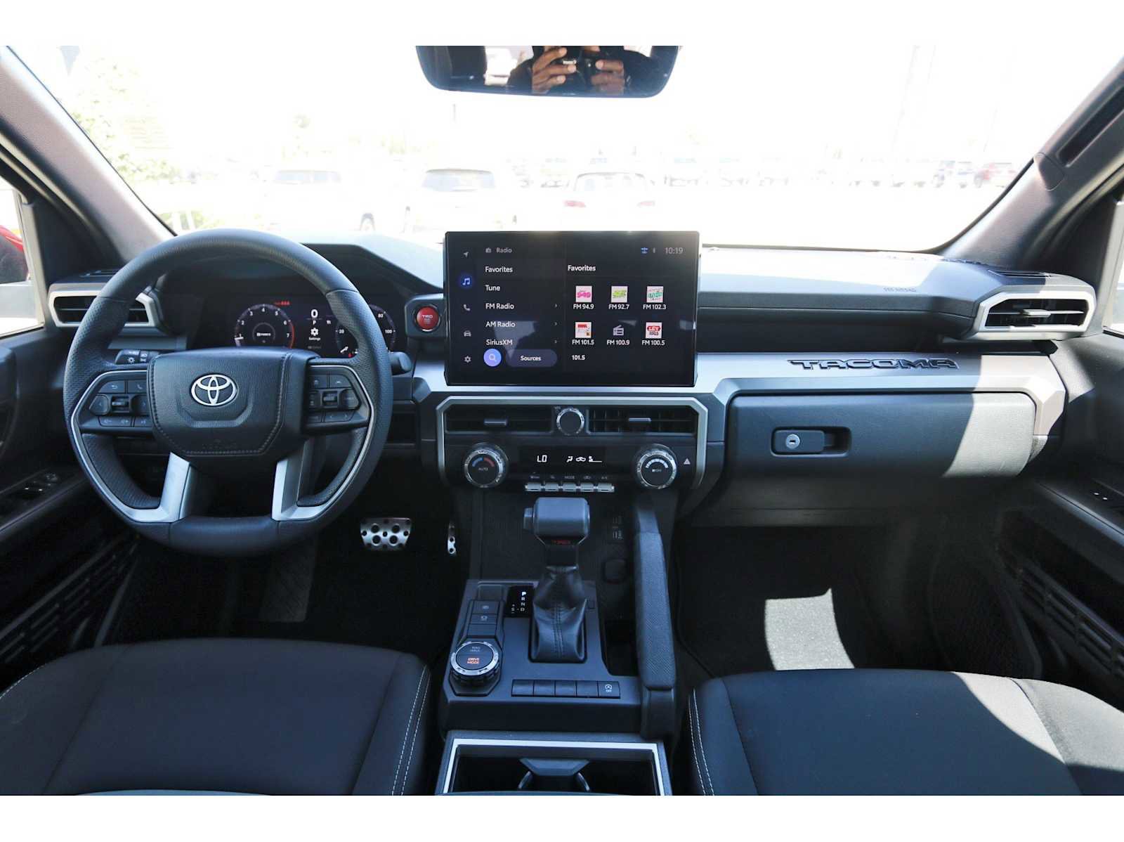 Used 2025 Toyota Tacoma TRD Sport image 7