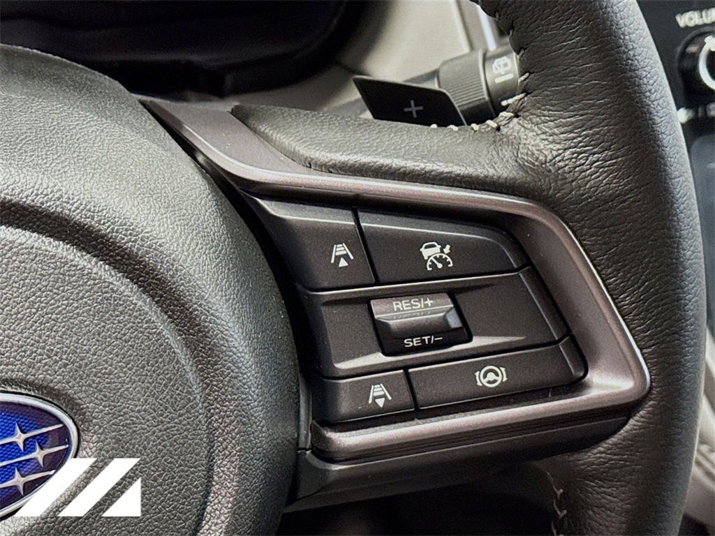 Used 2025 Subaru Outback Premium image 13