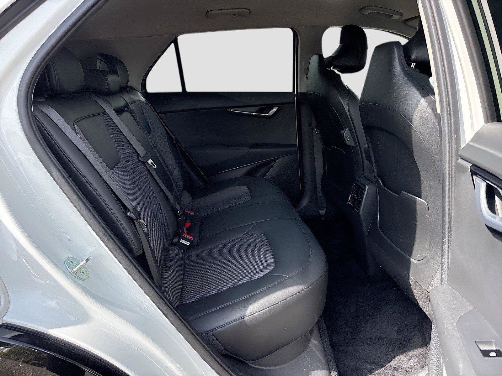 Used 2023 Kia Niro Wind FWD image 26