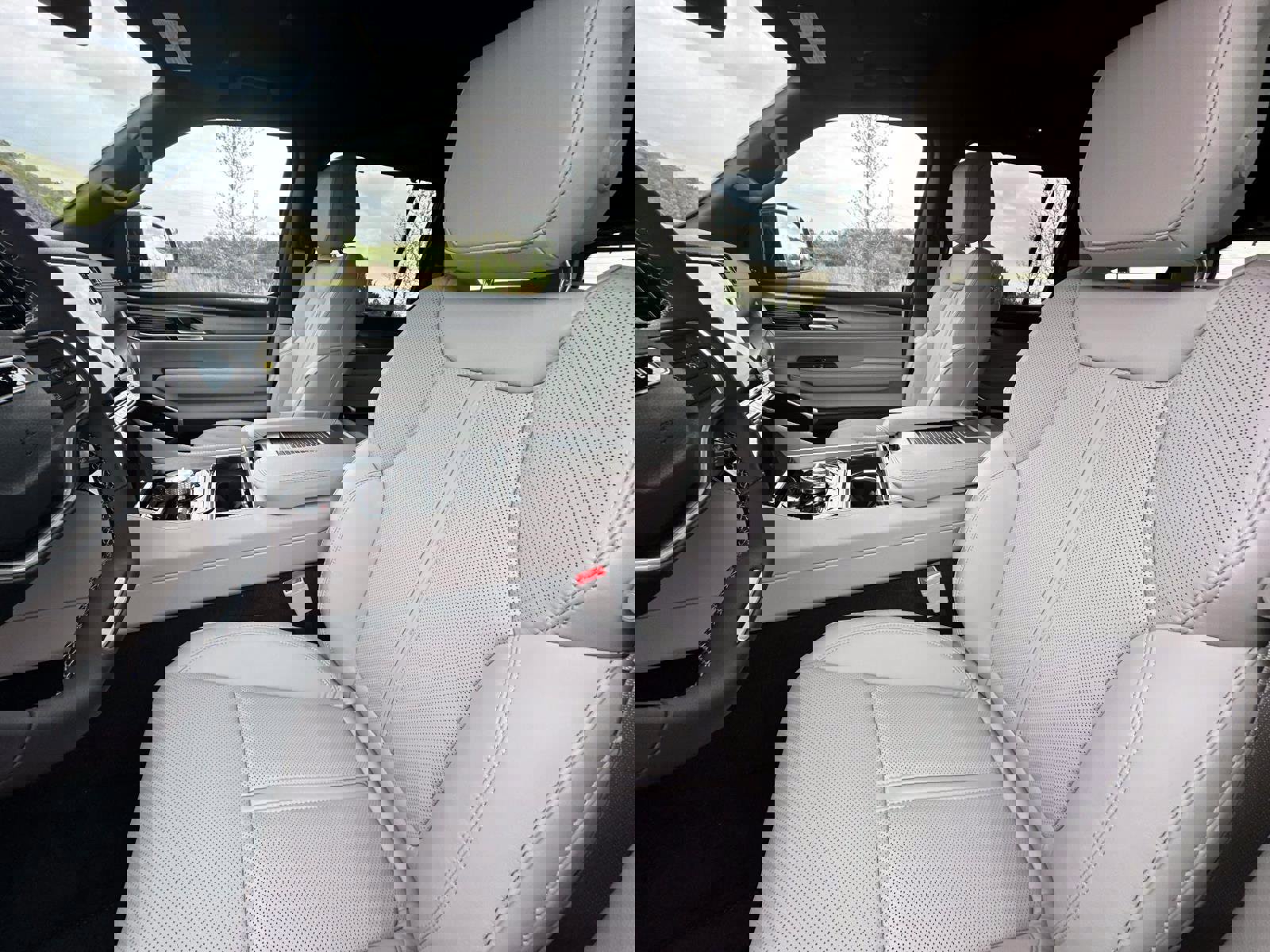 New 2025 Jeep Wagoneer Series II w/ Convenience Group I image 25