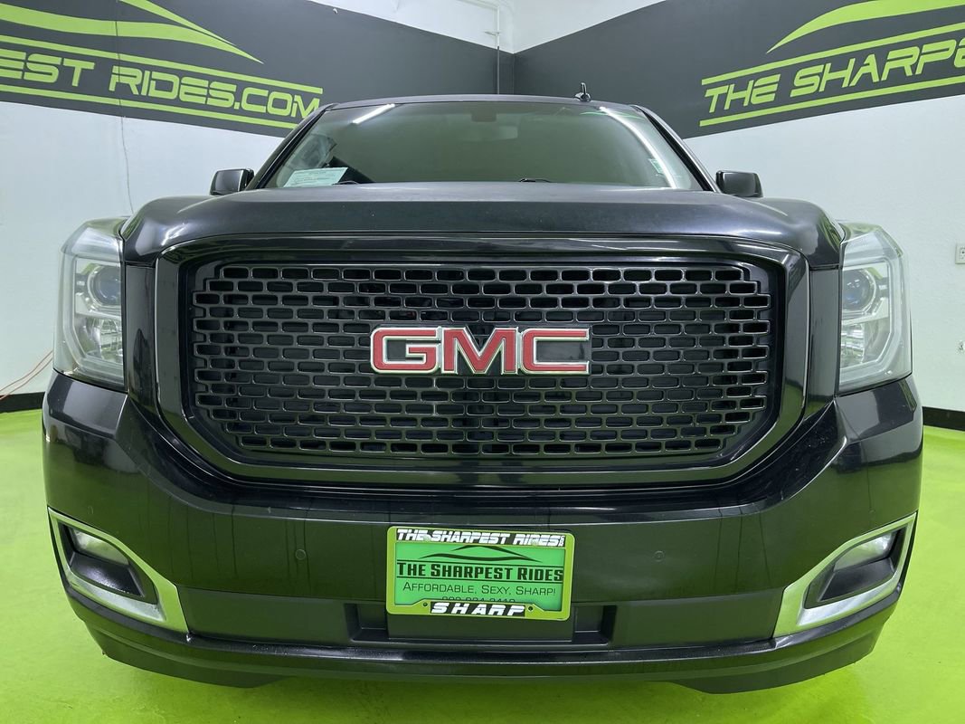 Used 2017 GMC Yukon XL SLE image 3