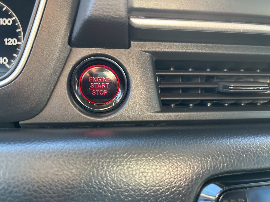 Used 2025 Honda Pilot Touring image 19